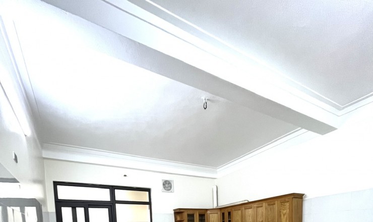 Bán nhà đẹp (chỉ mang đồ vào ở) đường Lạc Long Quân (rộng 39 m), Đông Vệ, TP Thanh Hoá